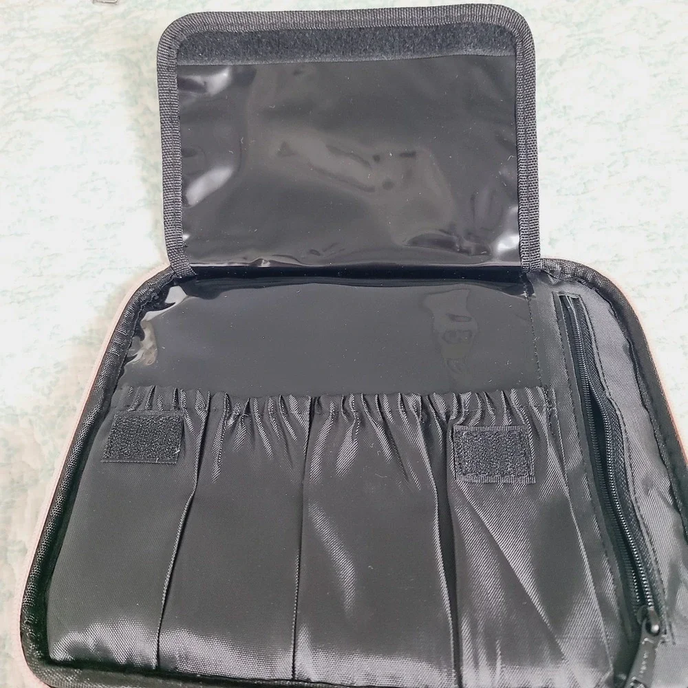 Relavel Pink Travel Makeup Organizer Hard‎ Shell Coquette Minimalist Clean Girl